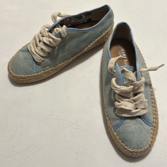 Emu Australia Egonis size 7b
The Agonis Retro is a lightweight summer shoe - Picture 9 of 12